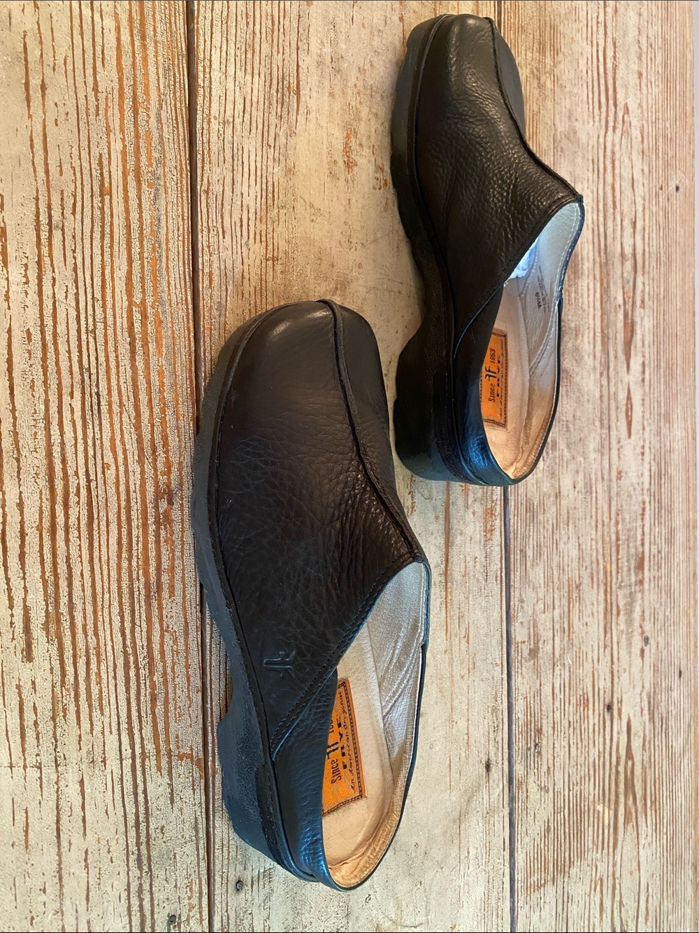 Frye Black Leather Slip-On Clogs - Picture 3 of 9